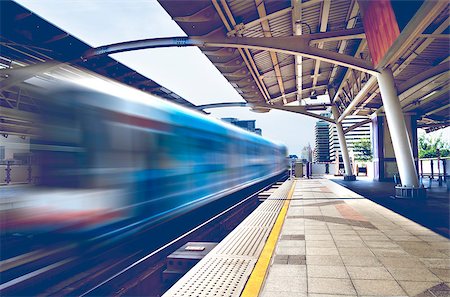 Travel concept,Thailand,Bangkok,Skytrain station sidewalk.Railway carriage Photographie de stock - Aubaine LD & Abonnement, Code: 400-09096043