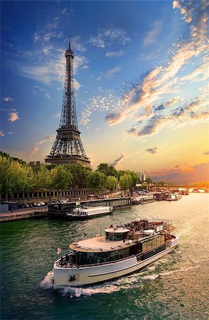 Eiffel tower on the bank of Seine in Paris, France Stock Photo - Budget Royalty-Free & Subscription, Code: 400-09116169