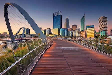 simsearch:400-08694452,k - Cityscape image of Perth downtown skyline, Australia during sunset. Foto de stock - Super Valor sin royalties y Suscripción, Código: 400-09119794