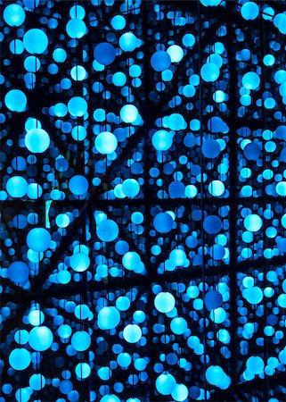 simsearch:400-08193273,k - Colorful blue illuminated circles of light as abstract background Stockbilder - Microstock & Abonnement, Bildnummer: 400-09112295