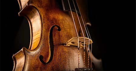 simsearch:400-06134635,k - close up of a violin Stock Photo - Budget Royalty-Free & Subscription, Code: 400-09120540