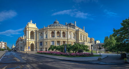 simsearch:400-07575945,k - Odessa National Academic Theater of Opera and Ballet in Ukraine. Panoramic view in a summer morning Stock Photo - Budget Royalty-Free & Subscription, Code: 400-09226163