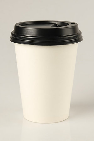 simsearch:400-06072755,k - Disposable coffee cup. isolated on white Foto de stock - Super Valor sin royalties y Suscripción, Código: 400-09222056