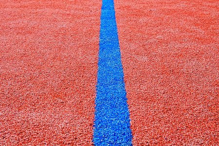 romannerud (artist) - Blue line on red playing field. Copy space. Sport texture and background. Stockbilder - Microstock & Abonnement, Bildnummer: 400-09222782