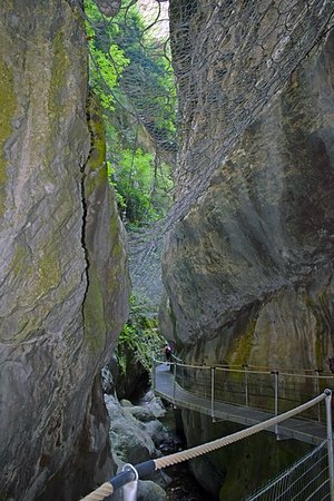 Canyons of the fou in France Foto de stock - Super Valor sin royalties y Suscripción, Código: 400-09223093