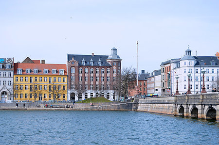 simsearch:400-06875437,k - Travel to Europe under spring,Nyhavn in the Copenhagen -Denmark Foto de stock - Super Valor sin royalties y Suscripción, Código: 400-09223279