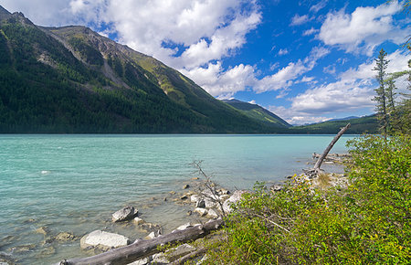 simsearch:400-07676808,k - Kucherla lake. Altai Mountains, Russia. Sunny summer day. Foto de stock - Super Valor sin royalties y Suscripción, Código: 400-09223282