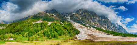 simsearch:400-09238153,k - Landscape in spring season in the Ferret valley with avalanche in foreground and clouds and blue sky in background, Courmayeur - Italy Stockbilder - Microstock & Abonnement, Bildnummer: 400-09238126