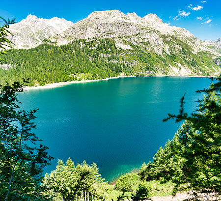 simsearch:400-09238153,k - Codelago Lake in Devero Alp, scenic i talian landscape in a clear summer day with mountains and blue sky in background, Piedmont - Italy Stockbilder - Microstock & Abonnement, Bildnummer: 400-09238319