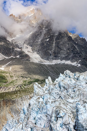 simsearch:400-09081436,k - Argentiere Glacier view, Chamonix, Mont Blanc Massif, Alps, France Foto de stock - Super Valor sin royalties y Suscripción, Código: 400-09274972