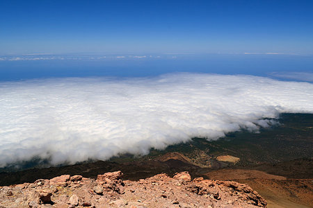 View from volcano Pico del Teide in Tenerife, Canary Islands Photographie de stock - Aubaine LD & Abonnement, Code: 400-09275356