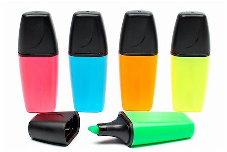 simsearch:670-06451334,k - Assortment of coloured labellers with shadow on white background Stock Photo - Budget Royalty-Free & Subscription, Code: 400-03908982
