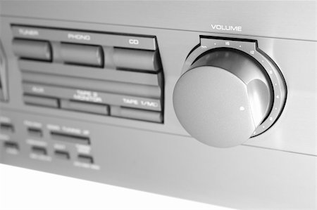 Close up of a stereo with the volume turned up. Foto de stock - Super Valor sin royalties y Suscripción, Código: 400-03914885