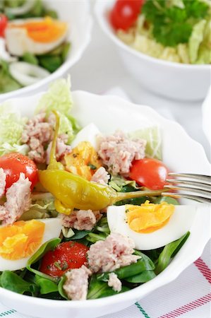 simsearch:400-04165864,k - Different salads in buffet - healthy food Stockbilder - Microstock & Abonnement, Bildnummer: 400-03916469