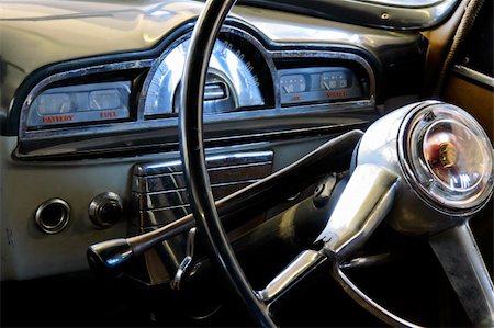 pictures old car dashboard - View of the interior of an old vintage car Stock Photo - Budget Royalty-Free & Subscription, Code: 400-03917035