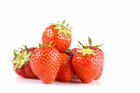 simsearch:400-07629553,k - bunch of strawberries isolated over white Fotografie stock - Microstock e Abbonamento, Codice: 400-03919879