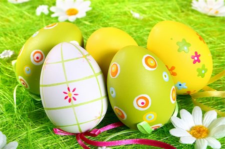 painted happy flowers - Painted Colorful Easter Eggs on green Grass Stock Photo - Budget Royalty-Free & Subscription, Code: 400-03913018