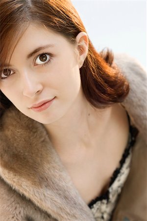 fur stole fashion - Head and shoulder portrait of attractive young redhead Caucasian woman. Stock Photo - Budget Royalty-Free & Subscription, Code: 400-03925267