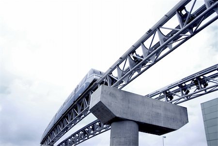 Automated people mover monorail at Toronto International airport Stock Photo - Budget Royalty-Free & Subscription, Code: 400-03926350