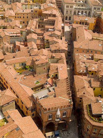 An aerial view of Bologna rooftops. Foto de stock - Super Valor sin royalties y Suscripción, Código: 400-03922257