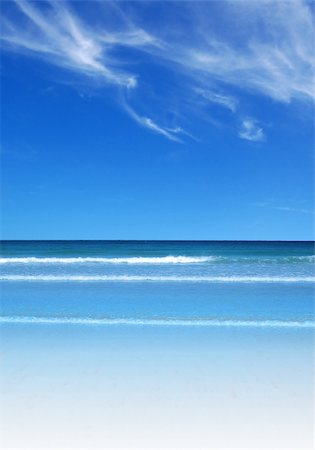 simsearch:841-02716786,k - A clear beach and blue sky Photographie de stock - Aubaine LD & Abonnement, Code: 400-03922460