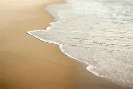 simsearch:400-03923118,k - Image of sandy beach with waves. Fotografie stock - Microstock e Abbonamento, Codice: 400-03923548