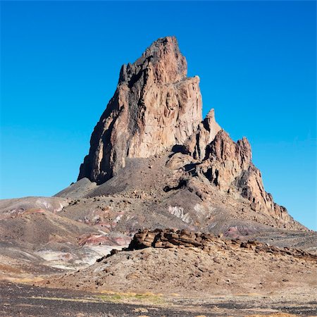 simsearch:400-03948680,k - Rock formation in desert of Monument Valley, Utah Foto de stock - Super Valor sin royalties y Suscripción, Código: 400-03923839