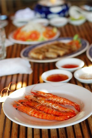 simsearch:862-03713790,k - Asian food set, shallow DOF Stockbilder - Microstock & Abonnement, Bildnummer: 400-03935031