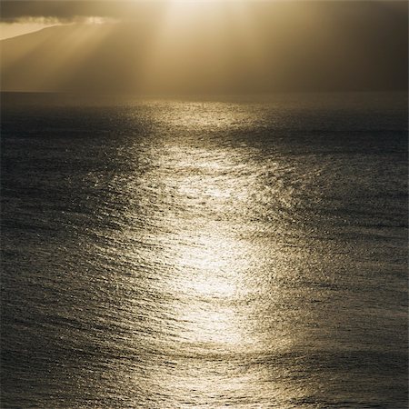 simsearch:400-04006465,k - Sun shining on Pacific ocean. Stock Photo - Budget Royalty-Free & Subscription, Code: 400-03935759