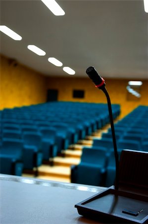 Microphone in an empty auditorium Foto de stock - Royalty-Free Super Valor e Assinatura, Número: 400-03935939