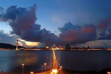 simsearch:614-06718261,k - A view of Macau city with Macau-Taipa brigde with connection between the Macau peninsula and Taipa island Photographie de stock - Aubaine LD & Abonnement, Code: 400-03938476