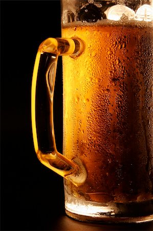 simsearch:400-07315479,k - The cold beer Stock Photo - Budget Royalty-Free & Subscription, Code: 400-03930839