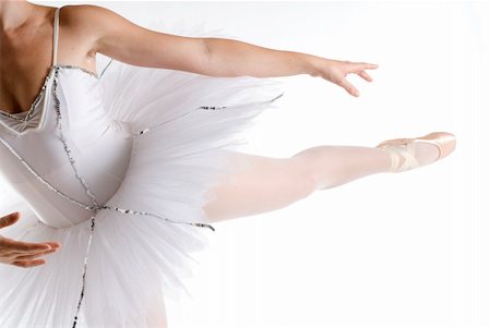 dancer in a white tutu on a white background Photographie de stock - Aubaine LD & Abonnement, Code: 400-03931106