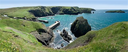 english ports - mullion cove cornish coast cornwall england uk Stock Photo - Budget Royalty-Free & Subscription, Code: 400-03931849