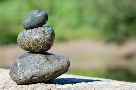 simsearch:633-02128716,k - A zen-like picture of stack rocks Stockbilder - Microstock & Abonnement, Bildnummer: 400-03931860