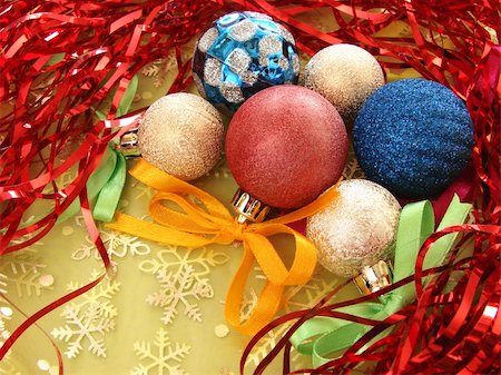 simsearch:600-02264798,k - still life with colorful christmas decorations Photographie de stock - Aubaine LD & Abonnement, Code: 400-03932460