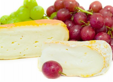 simsearch:614-06719767,k - Cheeses with green and red grapes on a white background Stock Photo - Budget Royalty-Free & Subscription, Code: 400-03933428