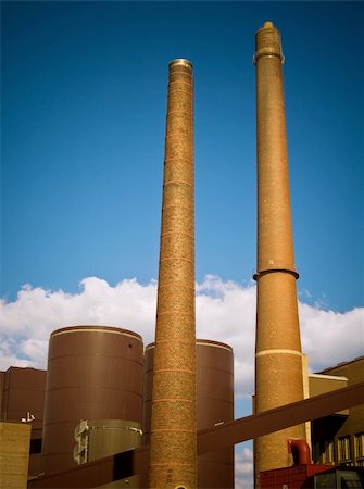 Energy production/consumption - coal plant Stockbilder - Microstock & Abonnement, Bildnummer: 400-03933429