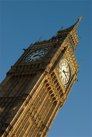simsearch:400-04455302,k - London Big ben with blue sky background in Westminster Fotografie stock - Microstock e Abbonamento, Codice: 400-03945807