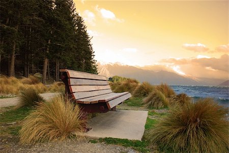 simsearch:400-03979334,k - Bench on Landscape Stock Photo - Budget Royalty-Free & Subscription, Code: 400-03947164