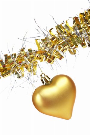 simsearch:696-03402823,k - One golden Christmas heart, isolated on white background Foto de stock - Super Valor sin royalties y Suscripción, Código: 400-03947364