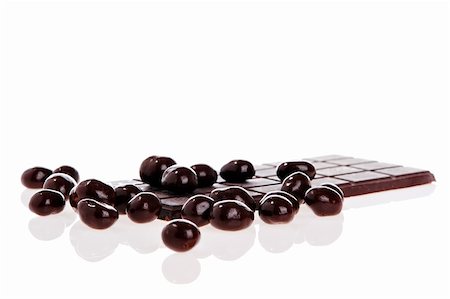 simsearch:695-05767611,k - Dark Chocolate on white background Stock Photo - Budget Royalty-Free & Subscription, Code: 400-03948503