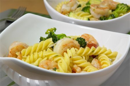 plating of prawns - Pasta with Shrimp and Vegetables Stock Photo - Budget Royalty-Free & Subscription, Code: 400-03948544