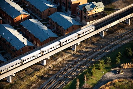 simsearch:400-03948660,k - Aerial view of commuter train in Chicago, Illinois. Stock Photo - Budget Royalty-Free & Subscription, Code: 400-03948654