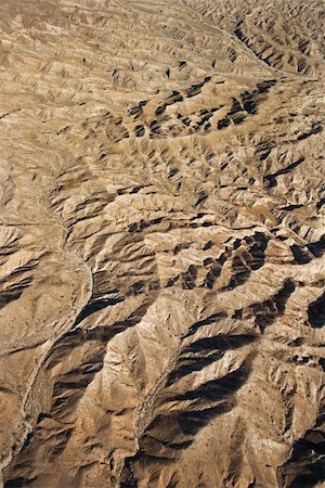 simsearch:400-03948680,k - Aerial view of mountainous terrain in southwest. Foto de stock - Super Valor sin royalties y Suscripción, Código: 400-03948671