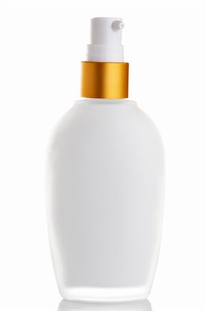 simsearch:689-03123953,k - Cosmetic Cream Bottle isolated on white Stock Photo - Budget Royalty-Free & Subscription, Code: 400-03949104