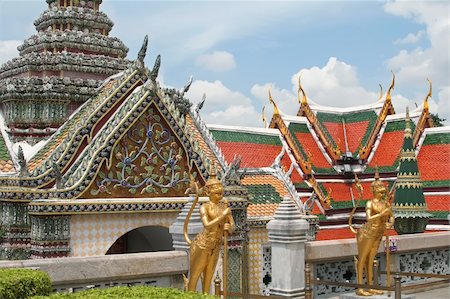 Guardian statues in Emerald buddha temple in Bangkok thailand Stock Photo - Budget Royalty-Free & Subscription, Code: 400-03940836