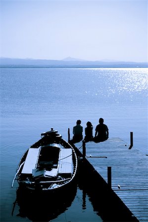 friends sailing - Three friends enjoying the tranquility of the Albufera Stock Photo - Budget Royalty-Free & Subscription, Code: 400-03941362