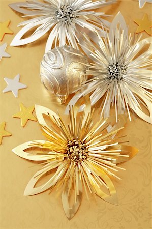 simsearch:400-03948093,k - Christmas background in golden and silver tone Foto de stock - Royalty-Free Super Valor e Assinatura, Número: 400-03941410