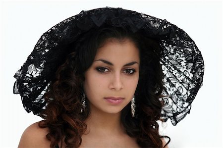 simsearch:400-03939298,k - Beautiful woman in black lace hat Stockbilder - Microstock & Abonnement, Bildnummer: 400-03941843